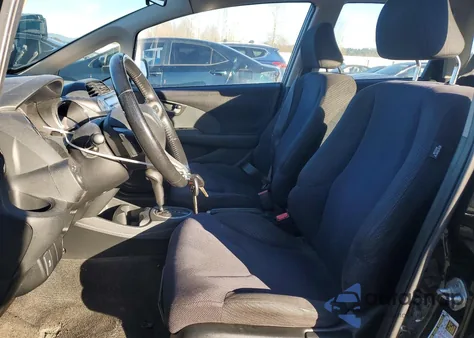 2013 Honda Fit Sport z USA, uszkodzony, nr VIN JHMGE8H57DC018545